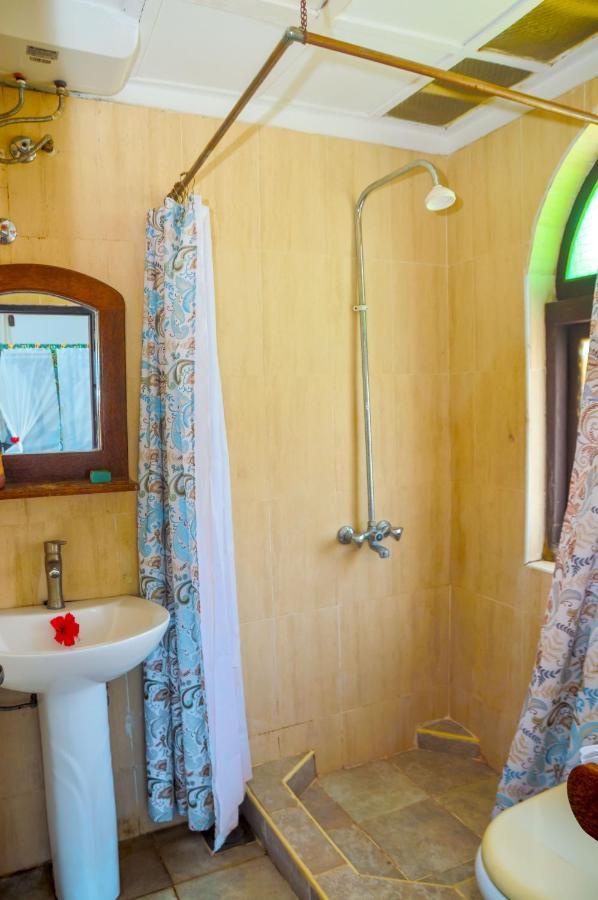 ホテル Asili Town House Zanzibar エクステリア 写真