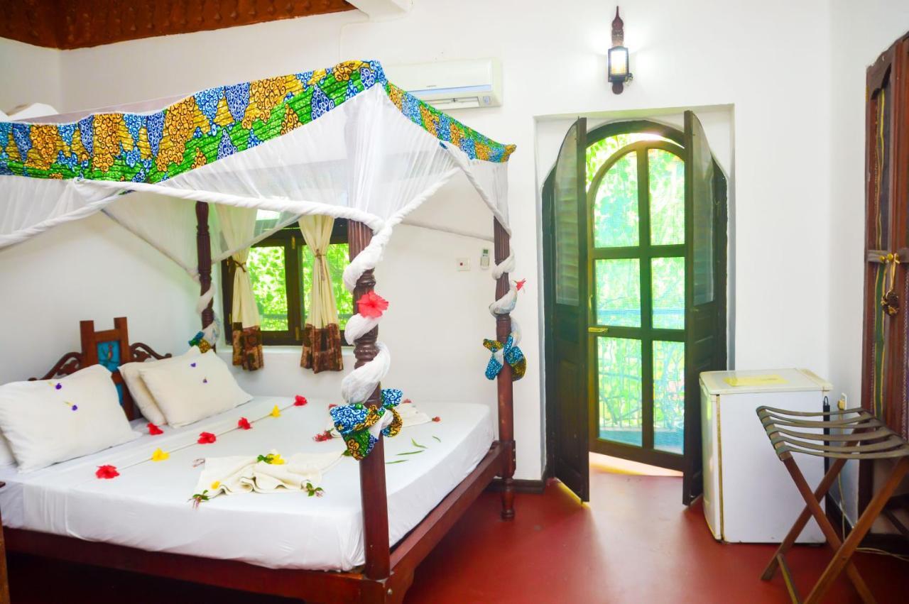 ホテル Asili Town House Zanzibar エクステリア 写真